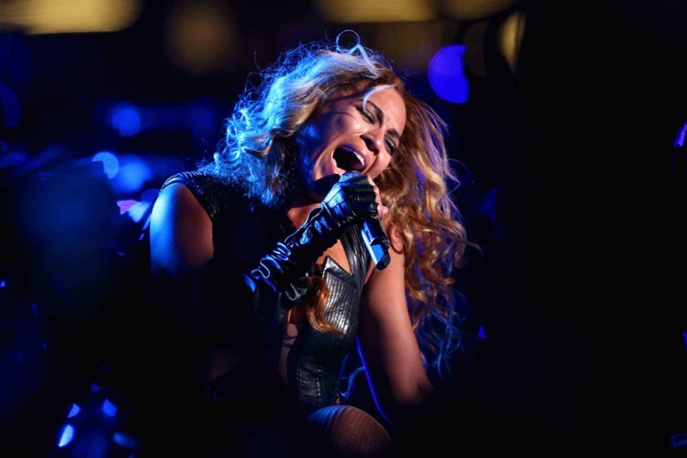 Beyonce, Alicia Keys i Jennifer Hudson zaśpiewały na Super Bowl – video