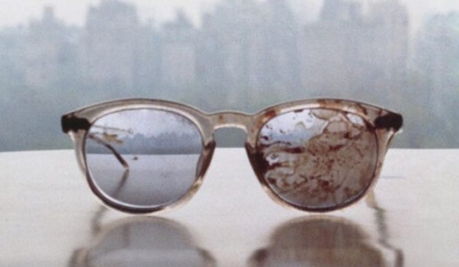 Zakrwawione okulary Johna Lennona