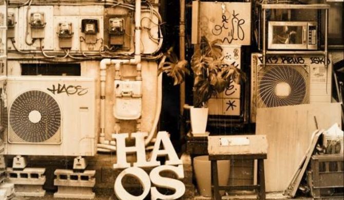 O.S.T.R. & Hades – „Obsesja” (VIDEO)