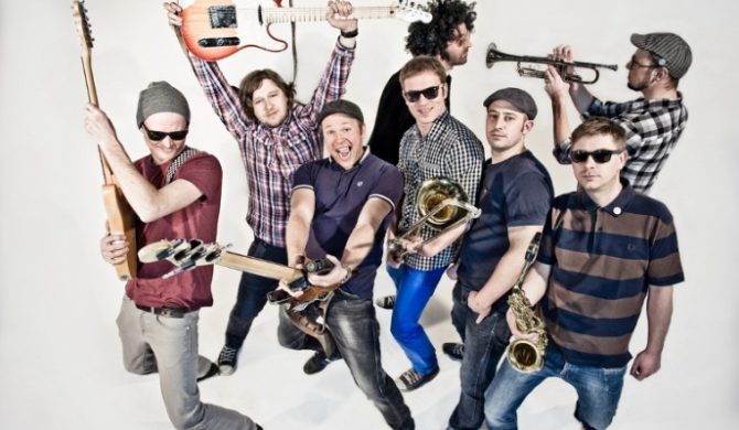 Cała Góra Barwinków – „Agro” (wideo) Cała Góra Barwinków – „Agro” (wideo)