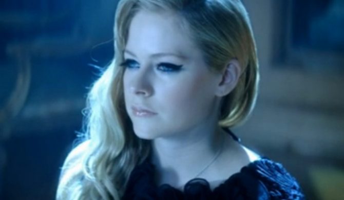 Avril Lavigne – „Let Me Go” feat. Chad Kroeger (wideo)