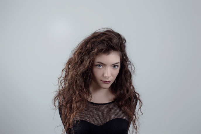 Posłuchaj w Deezer: Lorde – „Pure Heroine”