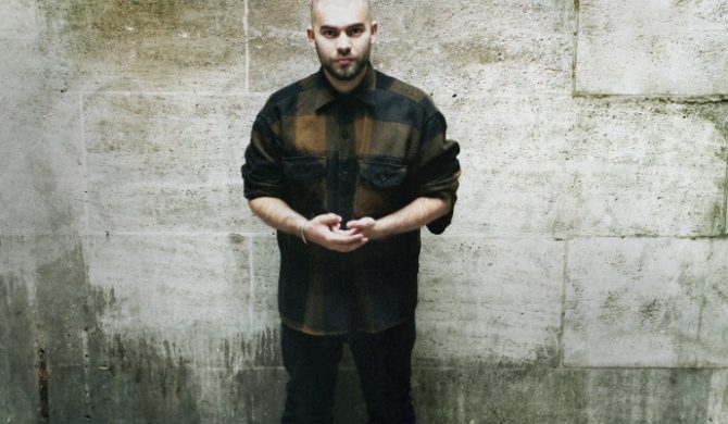 Josh Record supportem Jamesa Blunta Josh Record supportem Jamesa Blunta
