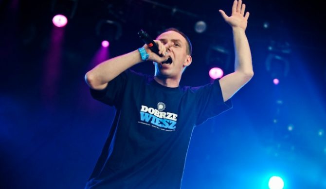 Łona: „Wyślij sobie pocztówkę” nie zapowiada albumu Łona: „Wyślij sobie pocztówkę” nie zapowiada albumu