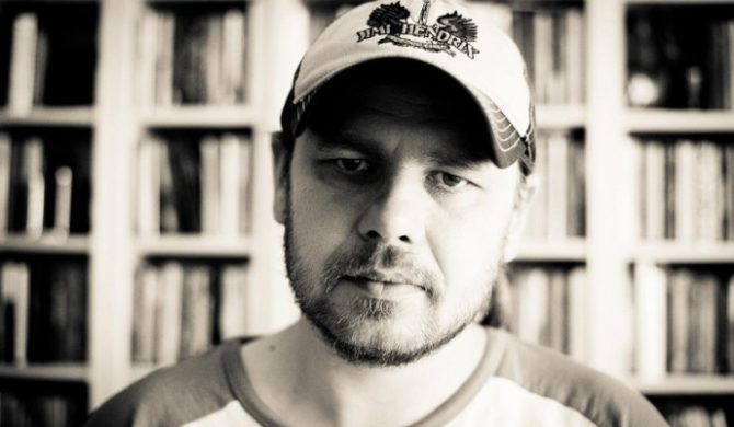 Dziwna sytuacja – Artur Rawicz wybiera 10 najlepszych polskich płyt 2014 Dziwna sytuacja – Artur Rawicz wybiera 10 najlepszych polskich płyt 2014
