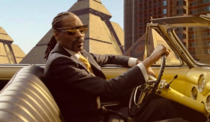 Stevie Wonder i Pharrell w nowym klipie Snoopa Stevie Wonder i Pharrell w nowym klipie Snoopa