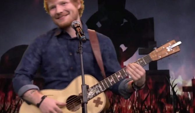 Ed Sheeran wystąpił u Fallona. Wykonał utwory Iron Maiden, Limp Bizkit i Ty Dolla Signa Ed Sheeran wystąpił u Fallona. Wykonał utwory Iron Maiden, Limp Bizkit i Ty Dolla Signa