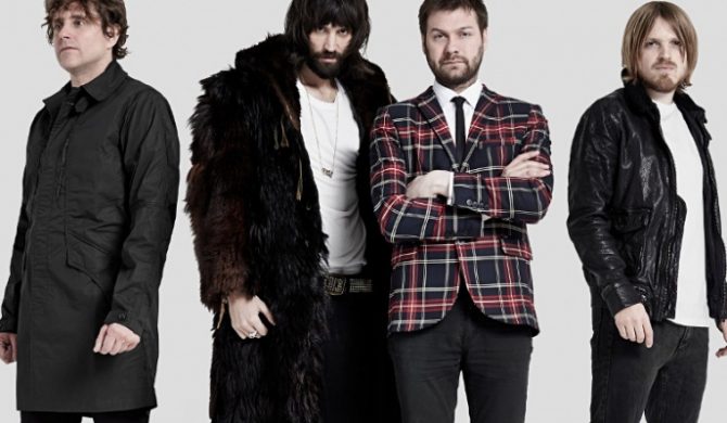 Muzycy Kasabian wtargnęli na scenę podczas open`erowego koncertu Disclosure Muzycy Kasabian wtargnęli na scenę podczas open`erowego koncertu Disclosure