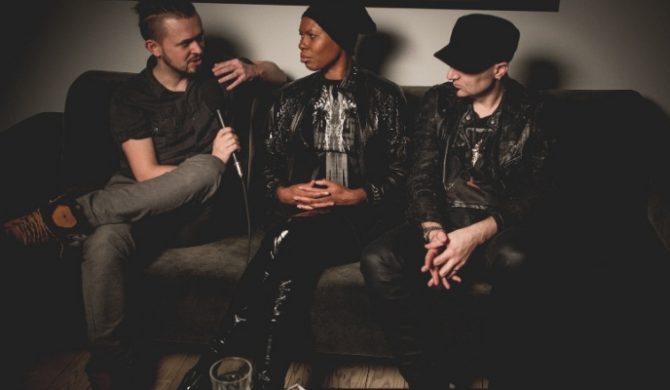 „Lemmy był naszym przyjacielem, Bowie śpiewał naszą piosenkę” – członkowie Skunk Anansie wspominają ikony muzyki „Lemmy był naszym przyjacielem, Bowie śpiewał naszą piosenkę” – członkowie Skunk Anansie wspominają ikony muzyki
