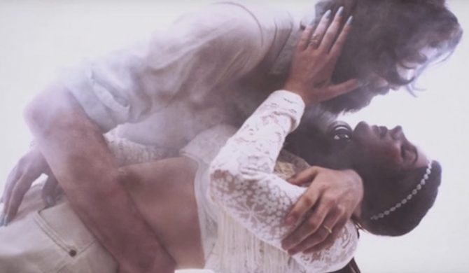 „Freak” – Father John Misty w nowym klipie Lany Del Rey