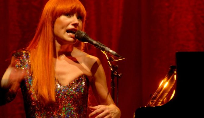 Tori Amos na listopad Tori Amos na listopad