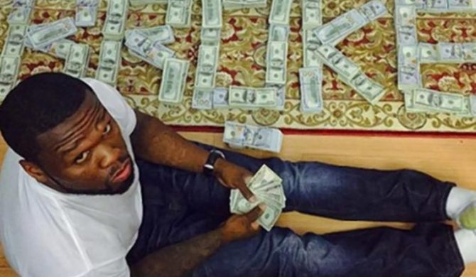 50 Cent jednak jest biedny, ale chwali się sztucznymi pieniędzmi, bo tego chcą jego fani