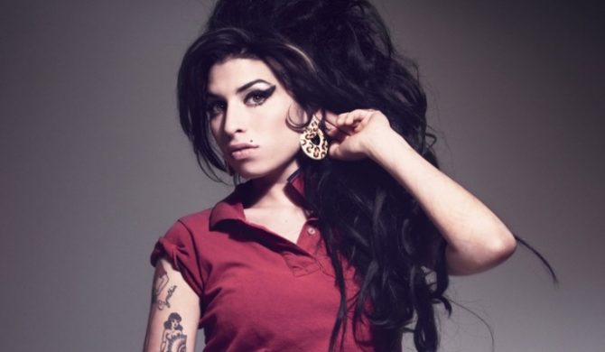 Z Amy Winehouse świetnie
