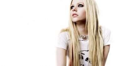 Klip na dzień:  Avril Lavigne – „Alice”