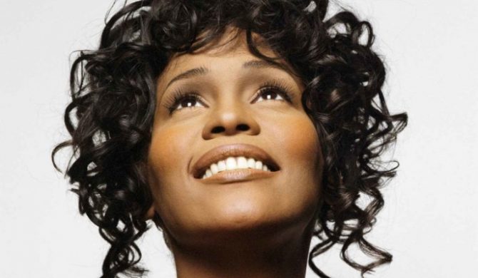 Whitney Houston w duecie z dzieckiem [video]